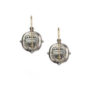 Athenian flowers Aphrodite cushion earrings in 18K Gold and Sterling Silver with garnet - Image 2