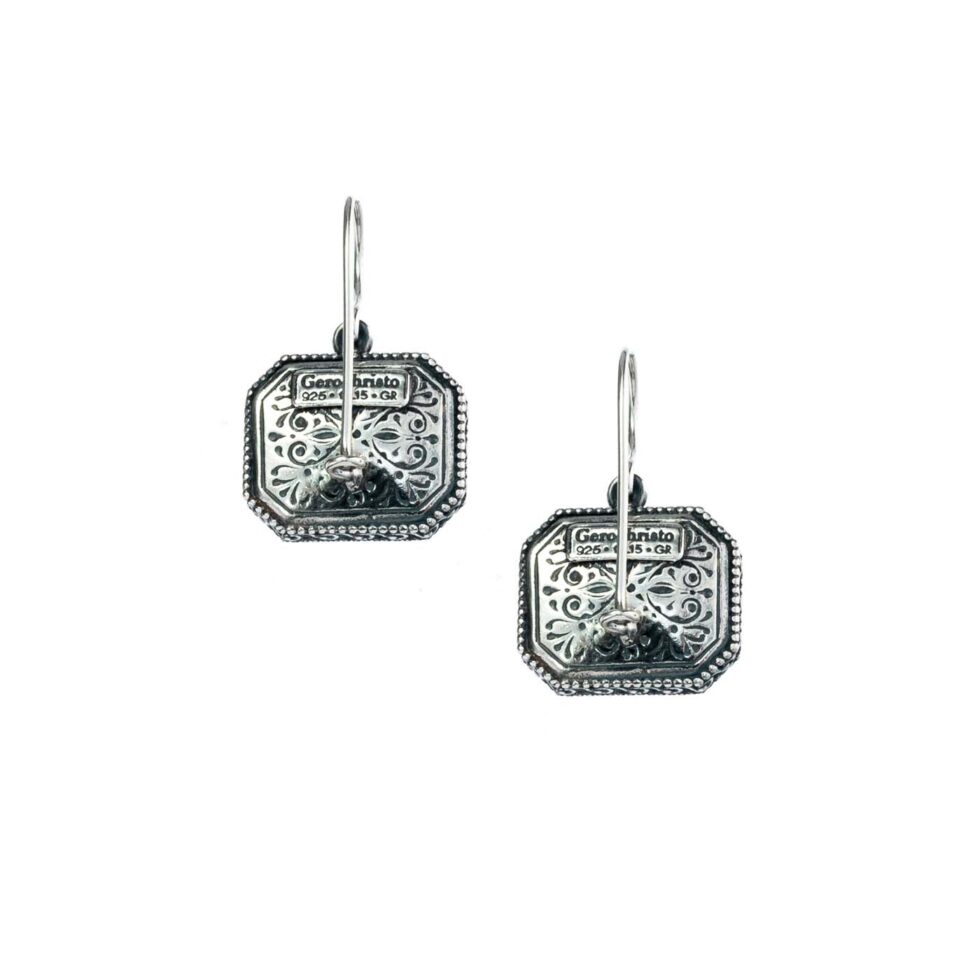 Garden Shadows Polygon earrings in Sterling Silver with Garnet