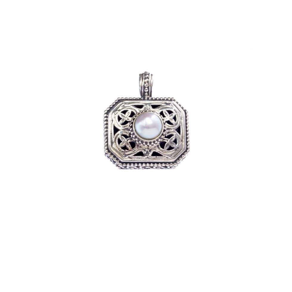 Garden Shadows Polygon pendant in Sterling Silver with Pearl