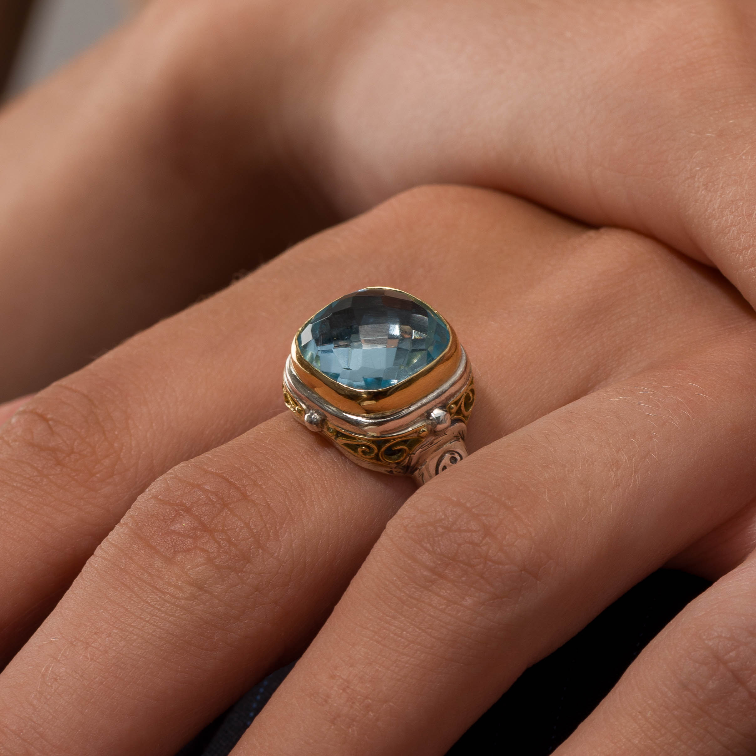 Statement ring in 18K Gold and Sterling Silver with topaz