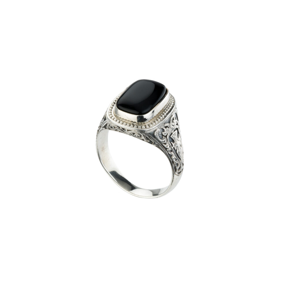 Classic ring in Sterling Silver with natural stone