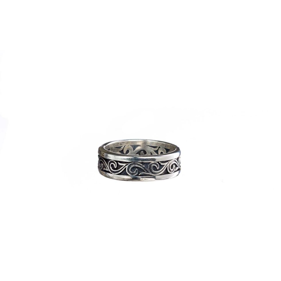 Kyma band ring in Sterling Silver