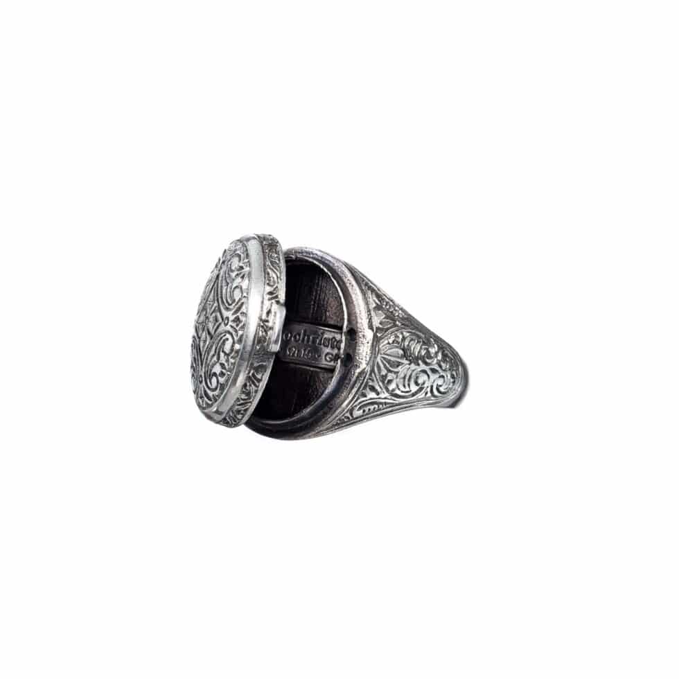 Locket ring in Sterling Silver