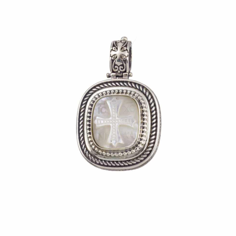 Signet pendant in Sterling Silver