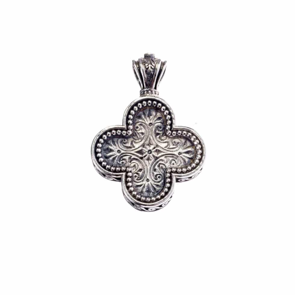 Classic cross in Sterling Silver
