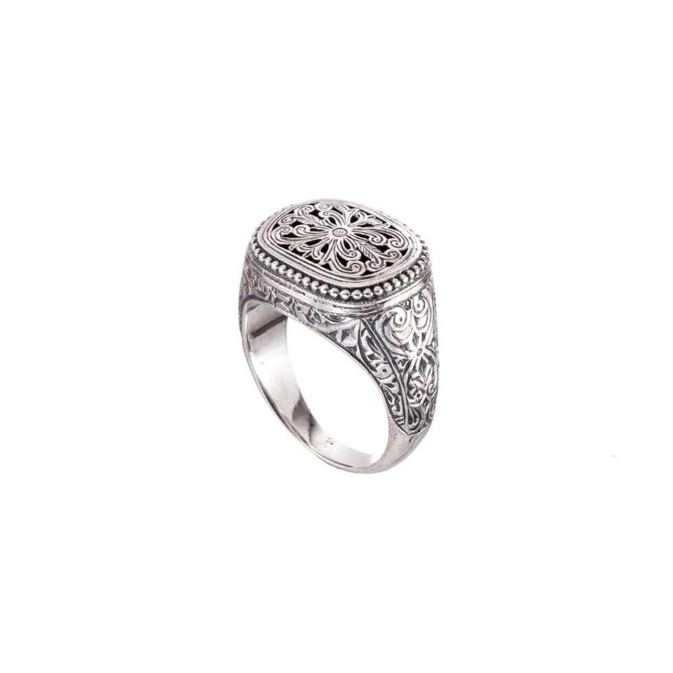 Classic men ring in sterling silver