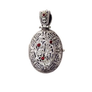 Locket pendant in Sterling Silver