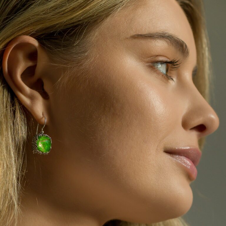 Anthemis Square Earrings in sterling silver with Doublet Stones