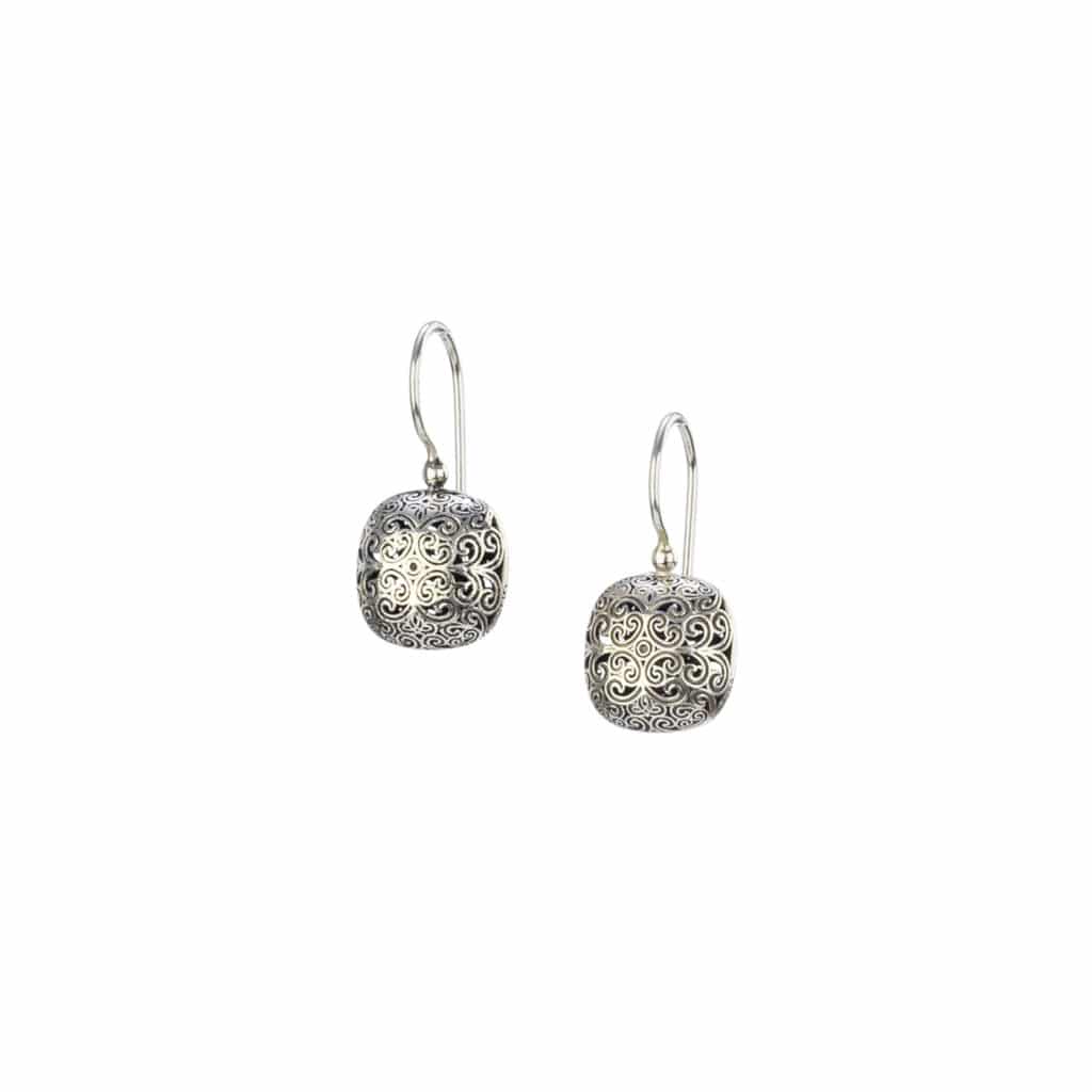 Kallisto tiny Cushion Earrings in oxidized Silver 925