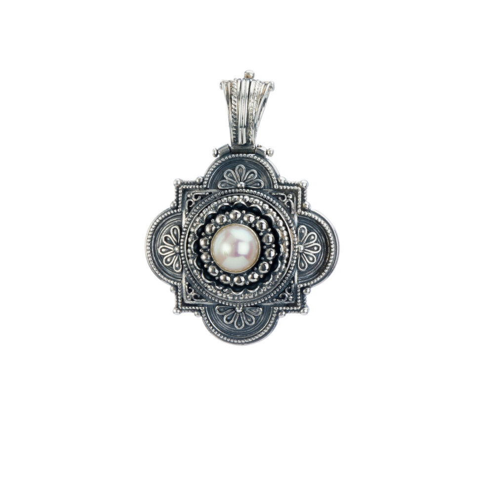 Athenian flower pendant in Sterling silver