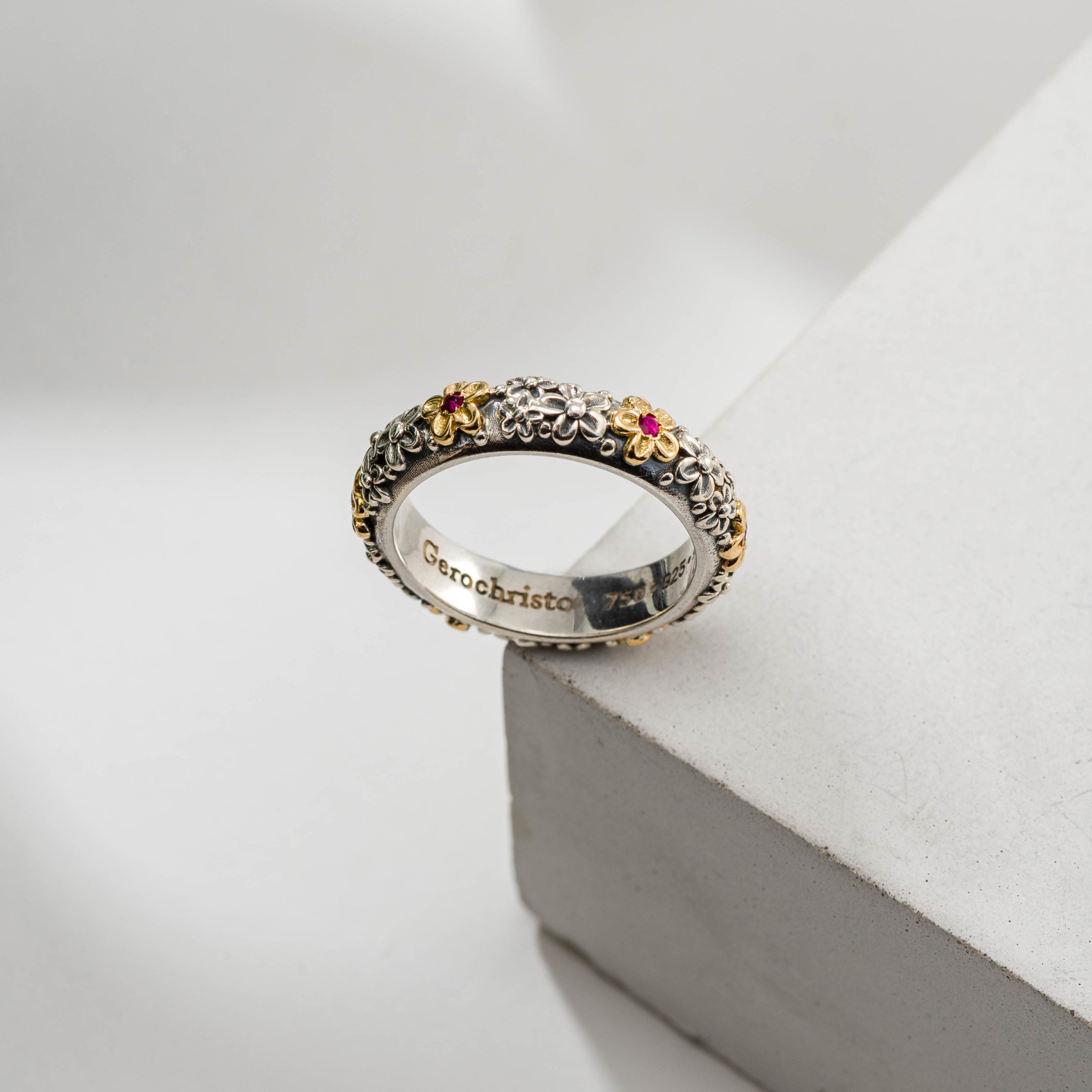 Wild Flowers Anthemis ring in sterling silver with 18K solid Yellow Gold and precious stones