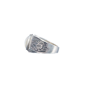 Classic Ring in Sterling Silver with semi precious stone - Image 7