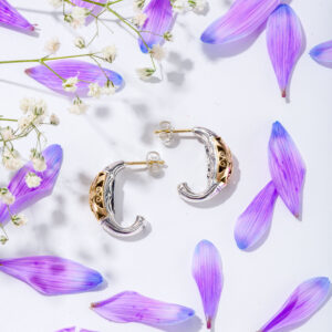 Classical hoop earrings in 18K Gold and Sterling Silver - Image 3