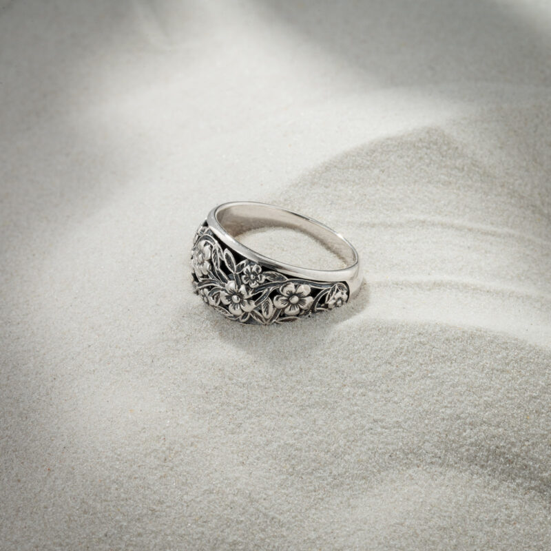 Harmony ring in Sterling Silver