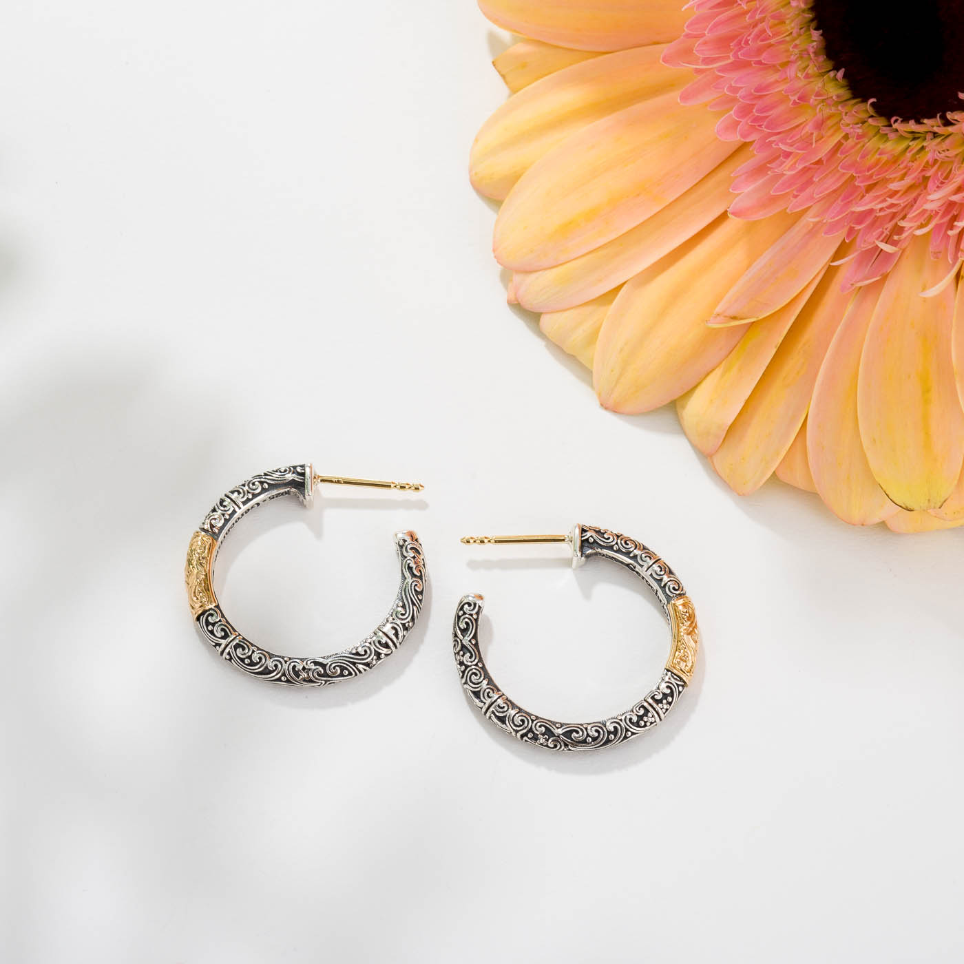 Eve hoops Earrings in 18K Gold and Sterling Silver