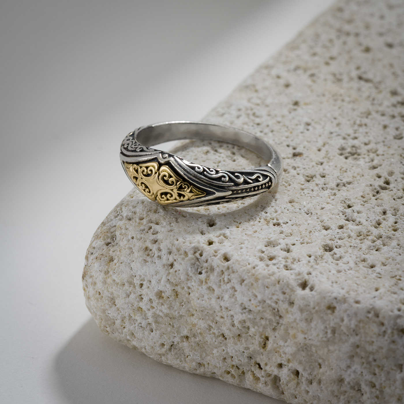 Erotokritos ring in 18K Gold and Sterling Silver