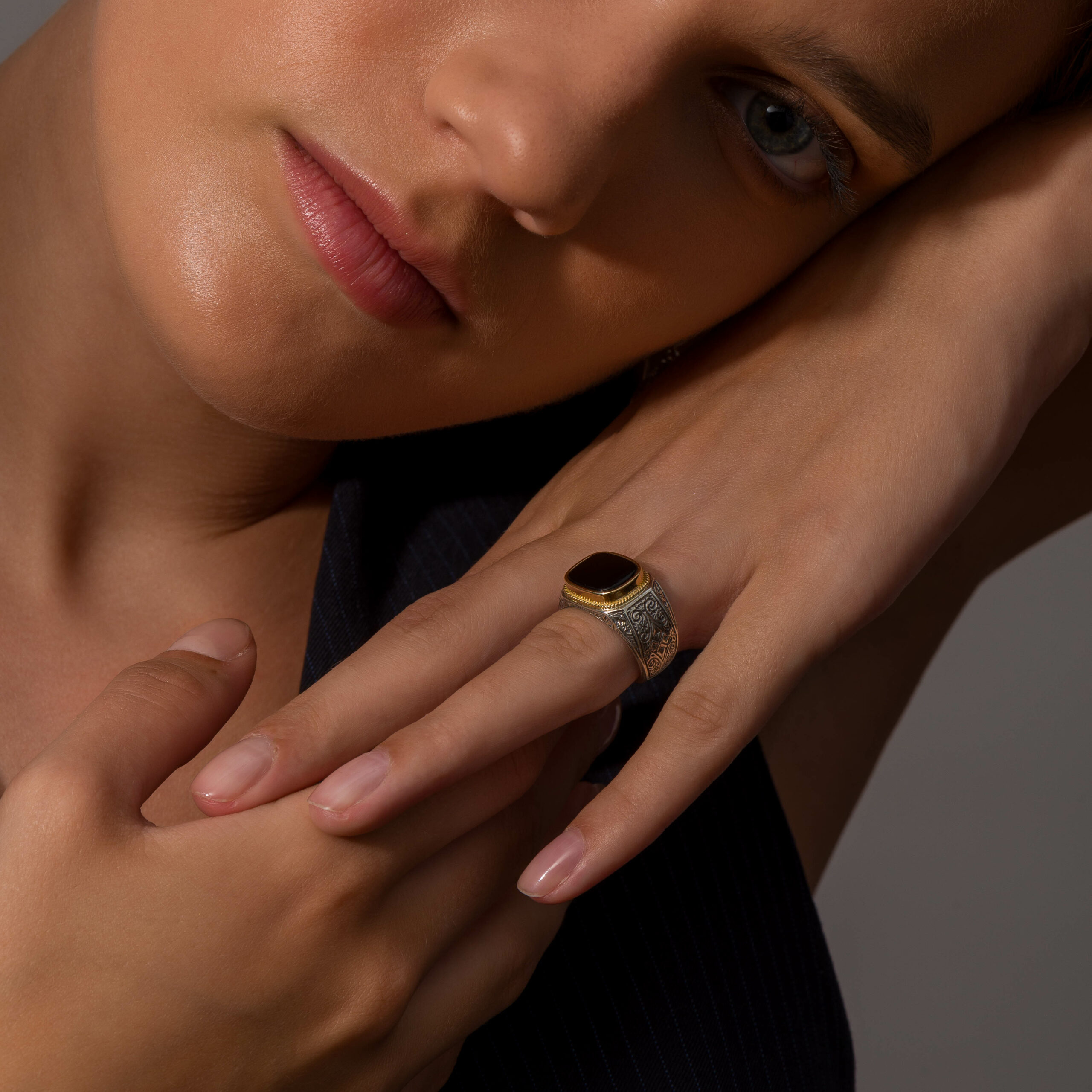 Classic Ring in 18K Gold and Sterling Silver with semi precious stone