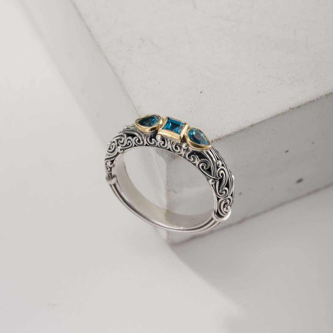 Kynthia Ring in 18K Gold and Sterling Silver with 3 semi precious stone