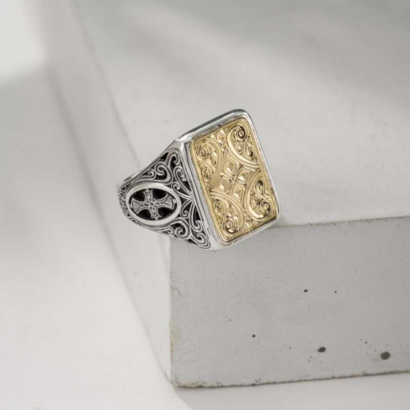 Classic Ring in 18K Gold and Sterling Silver