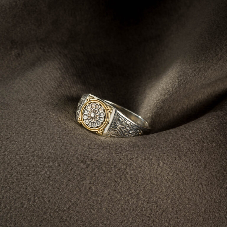 Mini Anthemion Square Ring in 18K Gold and Sterling Silver - Image 3