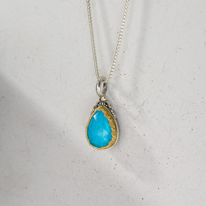 Iris Drop Pendant in Sterling Silver with Gold plated parts and Doublet Gemstone