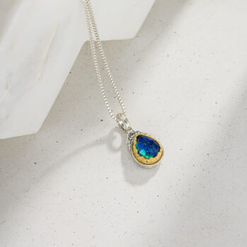 Iris small Drop Pendant in Sterling Silver with Gold plated parts and Doublet Gemstone