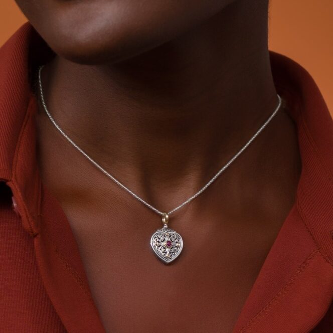 Mediterranean heart Pendant in 18K Gold and Sterling silver with ruby - Image 2