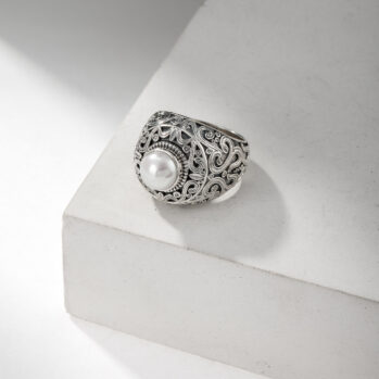 Santorini pearl Ring in Sterling Silver